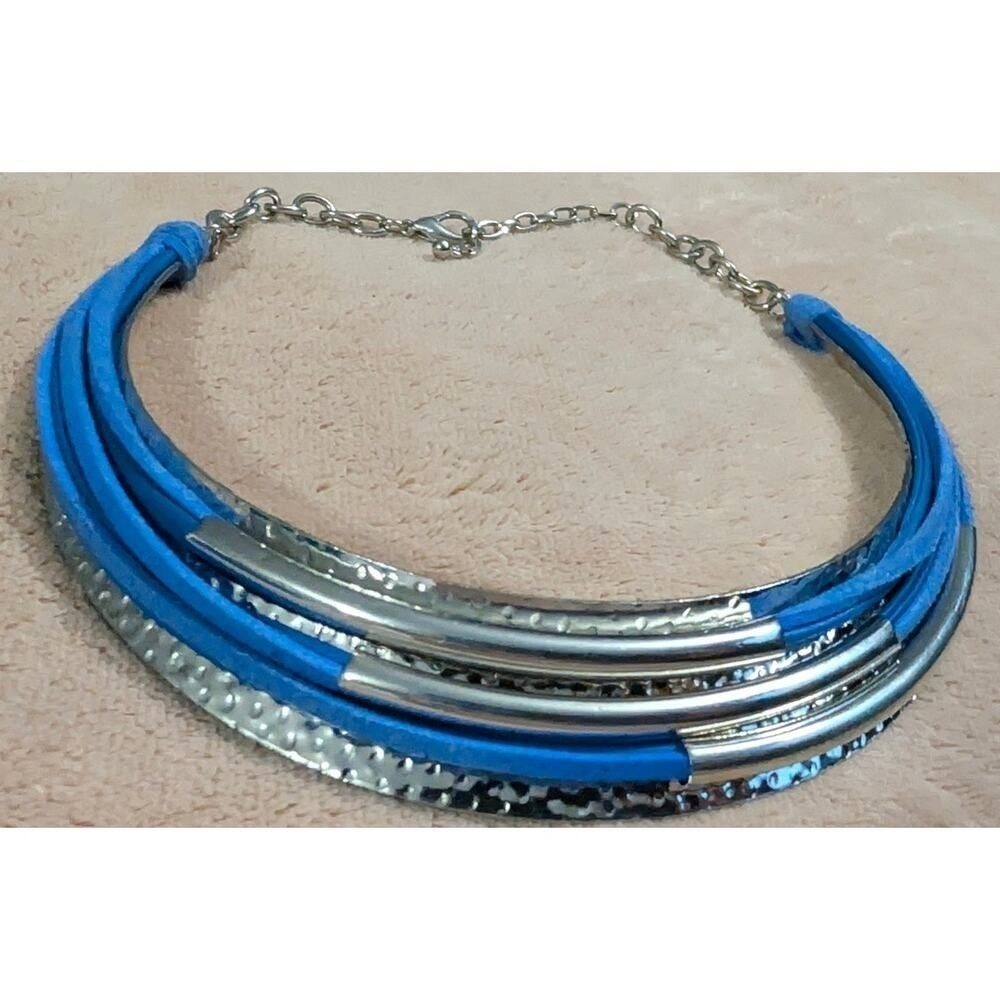 New Silvertone Blue Necklace Lobster Clasp‎ W/ extender
